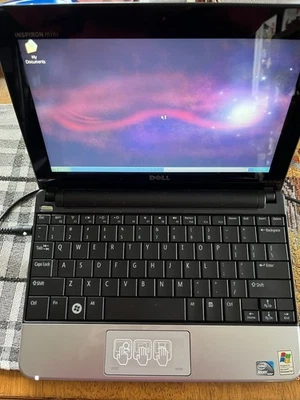 Dell Inspiron Mini 10 Windows XP Netbook -Z530/1GB/30gb  HDD/WiFi/HDMI/Bluetooth - Image 1 of 4