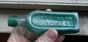ACEITE PARA HACER GÁRGARAS LABIALES APLICADO AÑOS 1860 LOCKPORT, BONITO MOLDE DE BISAGRA COLOR VERDE AZULADO - Imagen 1 de 11