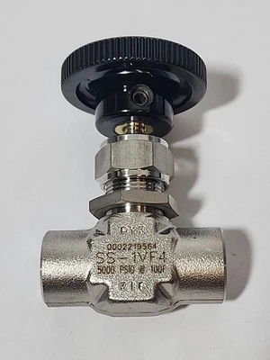 Swagelok SS-1VF4 Integral Bonnet Needle Valve 5000psi - Image 1 of 3