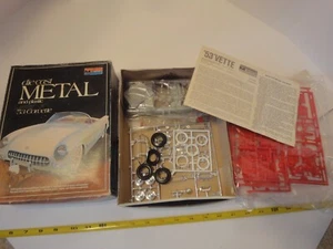 Vintage Monogram 1953 Chevrolet Corvette, 1/24 diecast metal model kit. NOS! - Picture 1 of 8