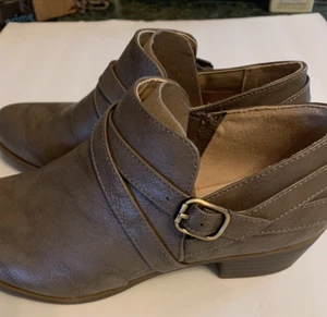 Life Stride Adley Velocity 2.0 Women's Ankle Boots Size 5w - Picture 1 of 5
