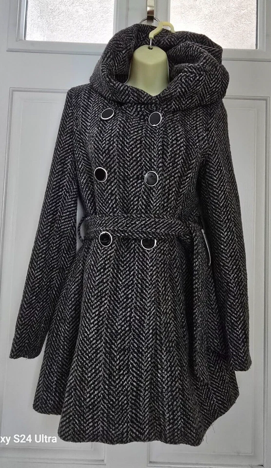 NUEVO Abrigo con Capucha Coffeeshop Para Mujer Talla/S Cinturón Espiga Negro/Blanco Nuevo con Etiquetas Foto 1 de 4