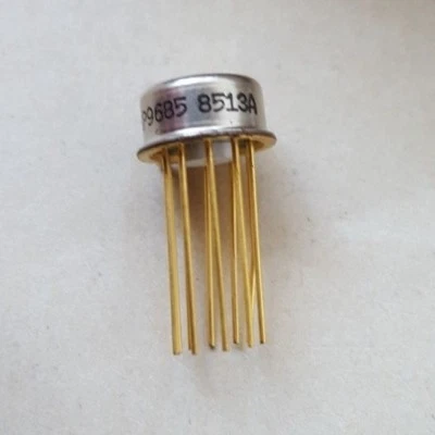 TRANSISTOR PLESSEY SP9685 (U8.2B3) Foto 1 de 2