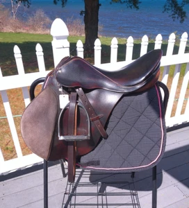 18'' MW COURBETTE PANDUR S SATTLEREI KLOSTER ENGLISH A/P SADDLE LEATHERS & IRONS - Picture 1 of 15