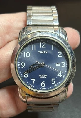 VTG Timex Blue Dial Indiglo Backlight 43mm Men’s WR50M Wristwatch Needs Battery - Image 1 of 3