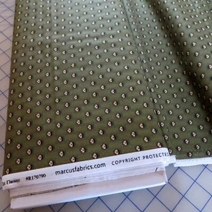 Yard, Piecemakers Sampler, Dot Flower By Marcus $3.99 Ships ANY Amount Fabric - Picture 1 of 4