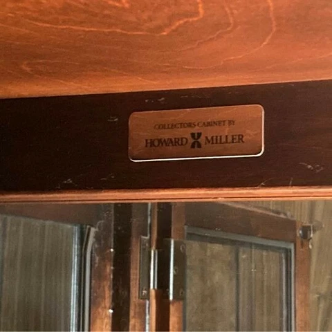 Howard Miller Collectors Curio Cabinet Cover