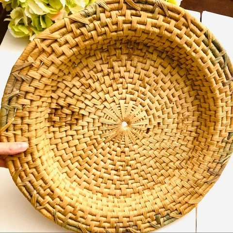 Large Textured woven beige basket boho wall/table decor Native American 17in Cover