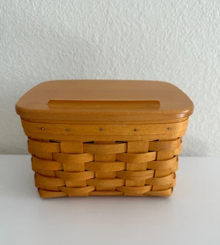 Longaberger Recipe Basket with Lid - 2000 Cover