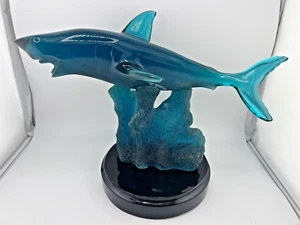 Wyland Great White Shark & Coral Sculpture 1990 blue Acrylic Marked - Picture 1 of 9