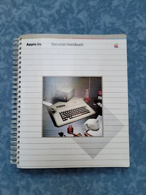 Apple IIe - Benutzerhandbuch - original (1982) - Bild 1 von 3