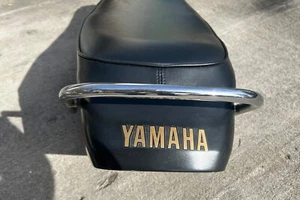 Yamaha XS500 motorcycle seat with tailpiece, very good used condition! - Picture 1 of 9