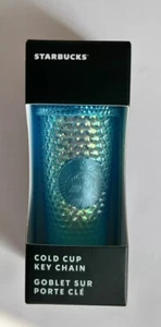 Nuevo con etiquetas Llavero Starbucks Adorno Azul Glaciar Ombre Tachonado 2023 Copa Fría - Imagen 1 de 4
