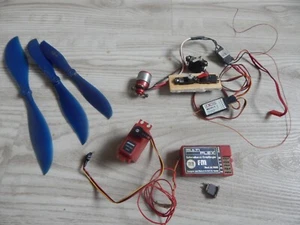 Slow Flyer Zubehör Propeller Motor,Regler,Empfänger,Servos + großer Empfänger - Bild 1 von 9