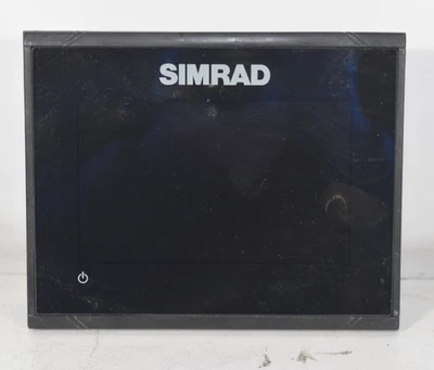 Simrad GO5 XSE Chartplotter Multifunction Display 107338490 *FOR PARTS* - Image 1 of 4