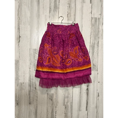 Allison Taylor maxi falda rosa Foto 1 de 3