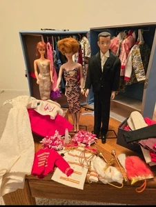 2 Barbie & 1 Ken Doll VINTAGE ‘58 ‘60 ‘66 Case-64 Lot - Many Clothes - Picture 1 of 23