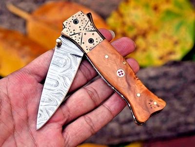 NAVAJA DE BOLSILLO HOJA PLEGABLE DE ACERO DAMASCO FORJADO HECHA A MANO PERSONALIZADA ZS 422 Foto 1 de 4