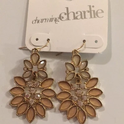 Charming Charlie Park Avenue розовые светлые подвески (N) - Изображение 1 из 4