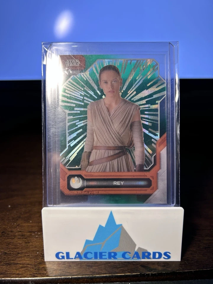 2024 Topps Star Wars High-Tek Rey Hyperspace Green Parallel 2/10 - Image 1 of 1