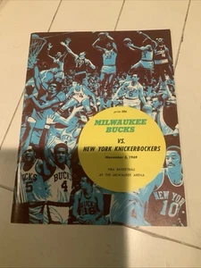 1969 Milwaukee Bucks vs New York Knicks Program Lew Alcindor Rookie Year NBA - Picture 1 of 3