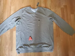 New! - Mens The Aberdeen V-P.O.O Gray Day - Covington - V Neck Sweater Size XXL - Picture 1 of 9