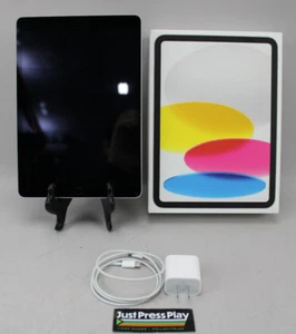 Apple iPad (9th Generation) A2602 64 GB, Wi-Fi, 10.2 in Silver Pre-Owned - Picture 1 of 15