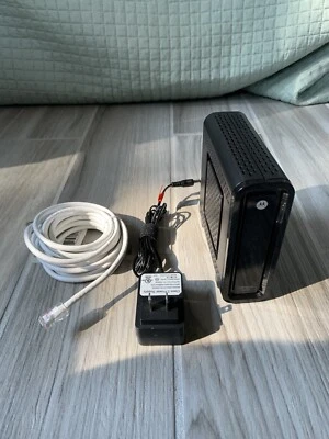 Motorola Surfboard SB6121 DOCSIS 3.0 Cable Modem - Image 1 of 4