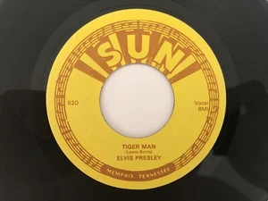 ELVIS PRESLEY 45 Tiger Man/Harbor Lights SUN 520 Rare 1st Pressing Rockabilly - Picture 1 of 2