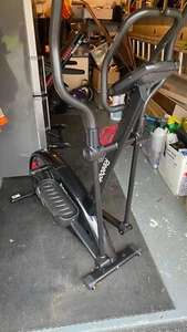 Reebok GX40s One Electronic Cross Trainer - Picture 1 of 3