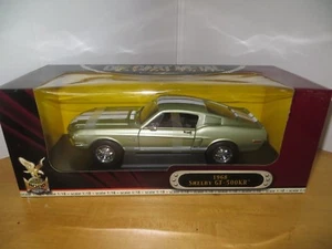 1968 Shelby GT-500KR  1:18 Die Cast Green By Road Signature - Picture 1 of 2