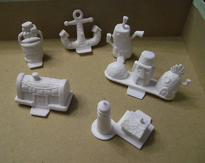 Spinner, Roads, & Buildings from The Game of Life Spongebob Squarepants edition  - Image 1 of 2