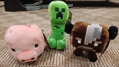 Minecraft Overworld Bebé Cerdo, Enredadera y Vaca Bebé 7" Peluche Rosa Nuevo con Etiquetas Foto 1 de 4