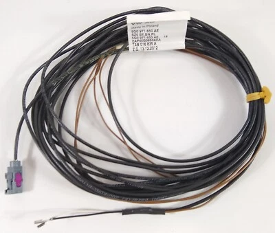 VW GOLF MK7 REVERSING CAMERA RADIO CONNECTION WIRING CABLE LOOM GENUINE PART - Image 1 of 3