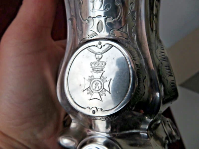 Henry Wilkinson & Co Sheffield argent ,victorian mug ,tasse ,croix de commandeur - Photo 1/4
