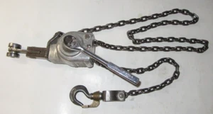 Harrington Lever Chain Hoist 1/4 Ton Load Capacity 6 Ft Lift, Unistrut rollers - Picture 1 of 8