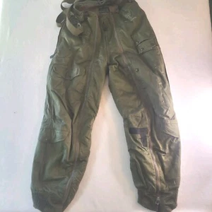 Pantaloni da volo vintage esercito aeronautica tipo A-11 A foderati in pelliccia di alpaca bavaglini taglia 30 anni 40 - Foto 1 di 16