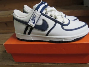 NIKE VANDAL LOW (GS) size 5Y white/midnightnavy/met-sil white 314675-141 - Imagen 1 de 19