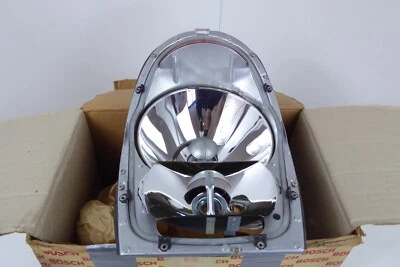 NEU Mercedes W111 W112 Originaler Scheinwerfer ohne Glas - Image 1 of 4