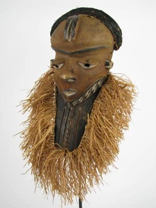 GothamGallery Fine African Art - DRC Pende Tribal Mask - C - Picture 1 of 11