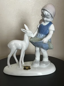 🏺 VNTG GEROLD PORZELLAH GIRL FEEDING A FAWN FIGURINE BAVARIA WEST GERMANY - Picture 1 of 11