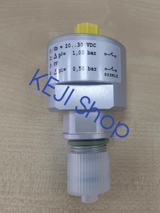 1PCS NEW HYDAC VL 1 GW.0/-V-121-16-4 Pressure sensor Fast Shipping Via Fedex/DHL - Picture 1 of 3