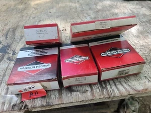  5 Vintage NOS Briggs Stratton Lawnmower Parts NIB  Carburetor Repair Kit 494625 - Picture 1 of 9