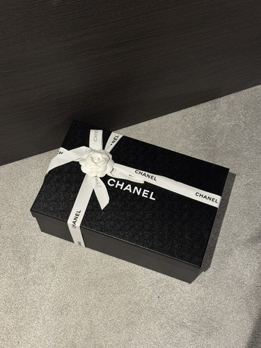 CHANEL Gift Box With Ribbon 3x3” | eBay
