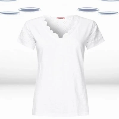 Camiseta para mujer Ex Joe Browns manga corta verano bordado cuello en V en blanco Foto 1 de 4