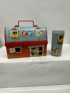 Vintage Fisher Price #549 boîte à lunch jouet boîte de grange rouge kit thermique plastique 1962 