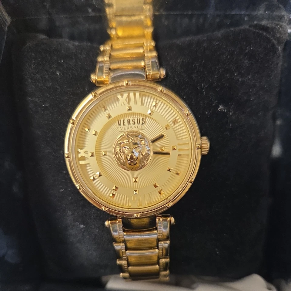 Reloj mujer versus versace moscova cuarzo oro. VSPHH3021 Foto 1 de 4