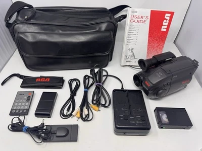 RCA Small Wonder VHS-C Camcorder CC604 1994 w/ Accessories Parts/Repair (Video) - Image 1 of 4