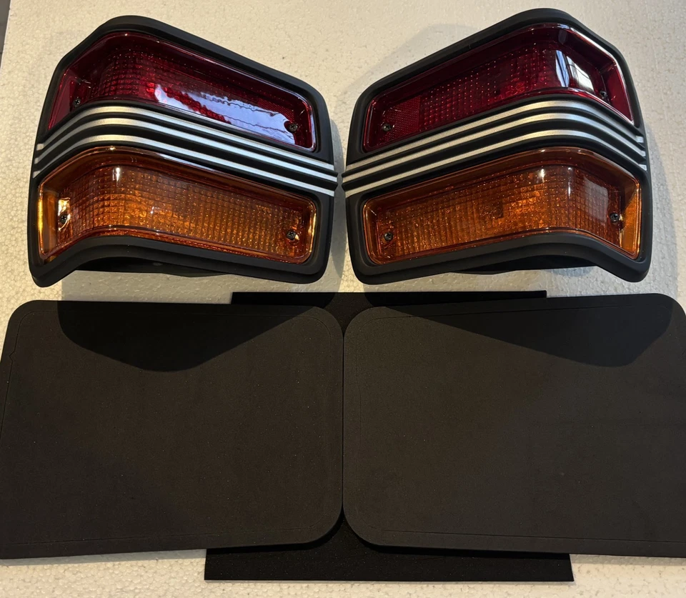 TAIL LIGHT HOUSING KIT SUIT FORD XY GT FALCON WITH GASKETS - image 1 of 1