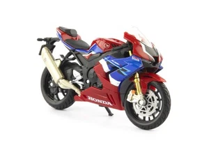 Honda CBR1000RR-R Fireblade 2020 red- 1:18 Scale Motorbike Model - Picture 1 of 7